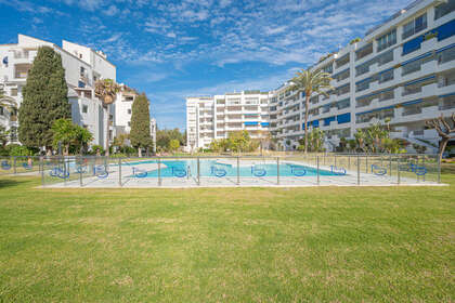 Apartamento venta en Puerto Banús, Málaga. 