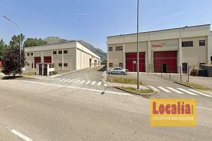 Nave industrial venta en Corrales de Buelna (Los), Cantabria. 