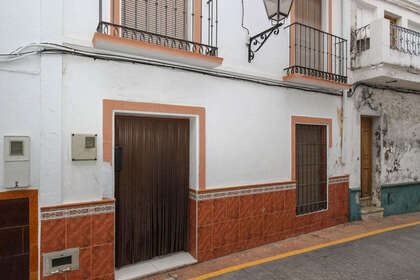 House for sale in Guaro, Málaga. 