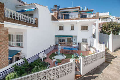 Casa venta en Caleta de Velez, Málaga. 