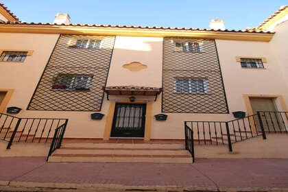 Apartment for sale in Coín, Málaga. 