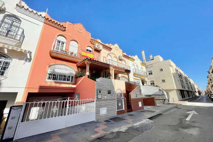 House for sale in Las Lagunas, Fuengirola, Málaga. 