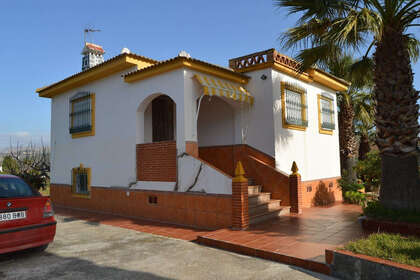 Cluster house for sale in Alora, Málaga. 