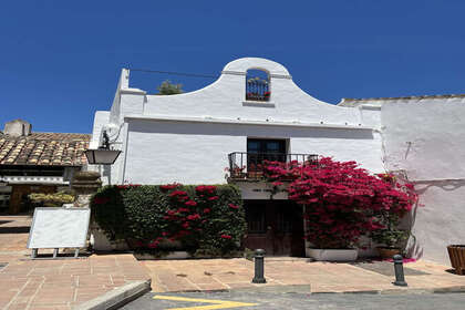 House for sale in Benahavís, Málaga. 