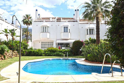 Maison de ville vendre en Puerto Banús, Marbella, Málaga. 