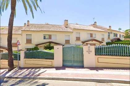 House for sale in Benalmádena, Málaga. 
