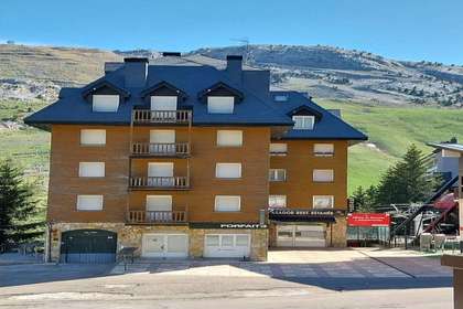 Penthouse for sale in Aisa, Huesca. 