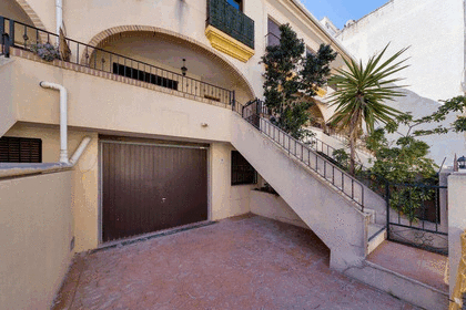 Duplex for sale in San Miguel de Salinas, Alicante. 