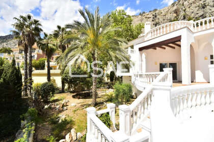 House for sale in Altea, Alicante. 