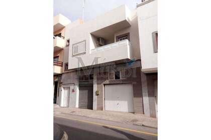 Casa a due piani vendita in Puerto del Rosario, Las Palmas, Fuerteventura. 