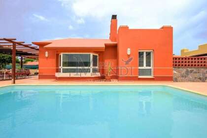 House for sale in Corralejo, La Oliva, Las Palmas, Fuerteventura. 
