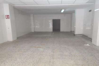 Commercial premise for sale in Ciudad Real. 