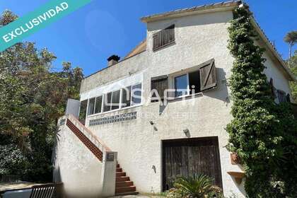 Country house for sale in Sant Fost de Campsentelles, Barcelona. 
