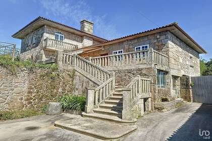 Haus zu verkaufen in Lugo. 
