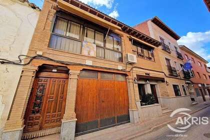 House for sale in Mocejón, Toledo. 