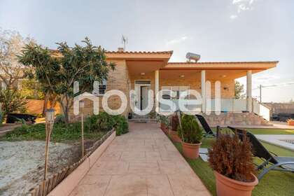 房子 出售 进入 Monserrat, Valencia. 