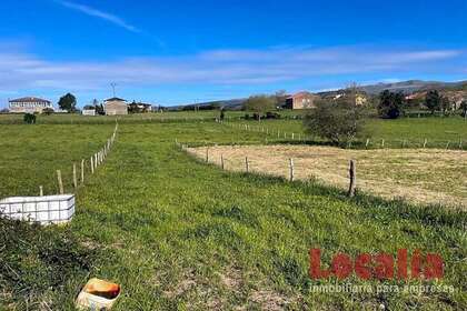 Plot for sale in Penagos, Cantabria. 