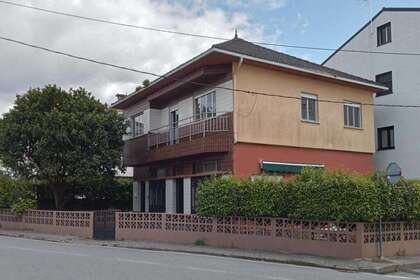 Maison de ville vendre en Rianxo, La Coruña (A Coruña). 